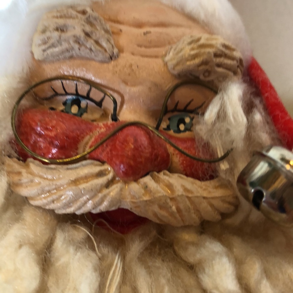 VTG Santa head ornament. Bright red cheeks, bushy eyebrows, fuzzy beard - Picture 10 of 10